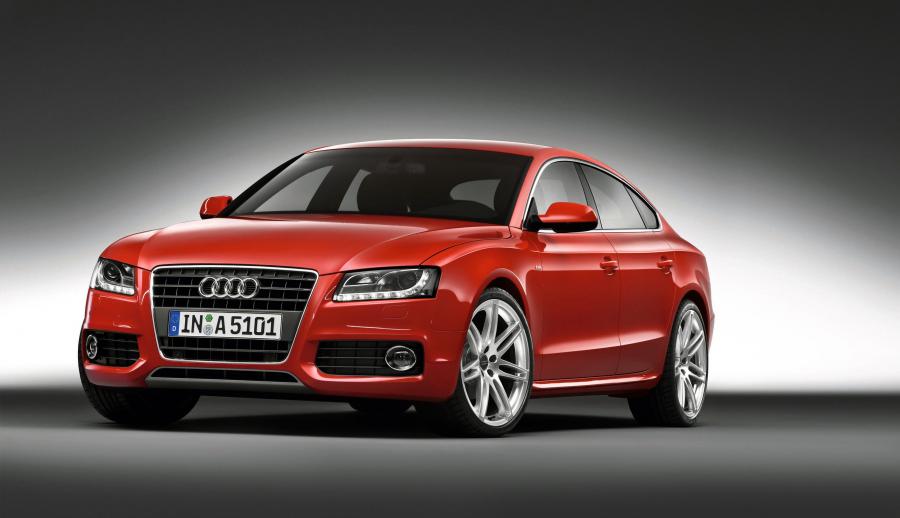  Audi A5 Sportback 2.0T S-Line 2009 года  (фото 1 из 32)